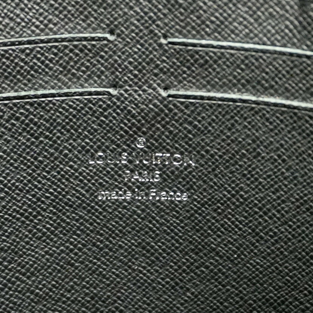 Louis Vuitton Monogram Eclipse Voyage Pochette Mm… - image 5